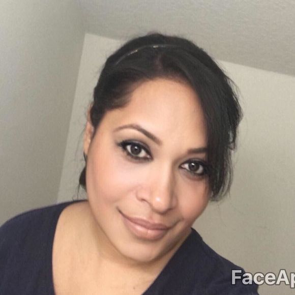 Meet your Posher, Denise d. - Picture 1 of 1